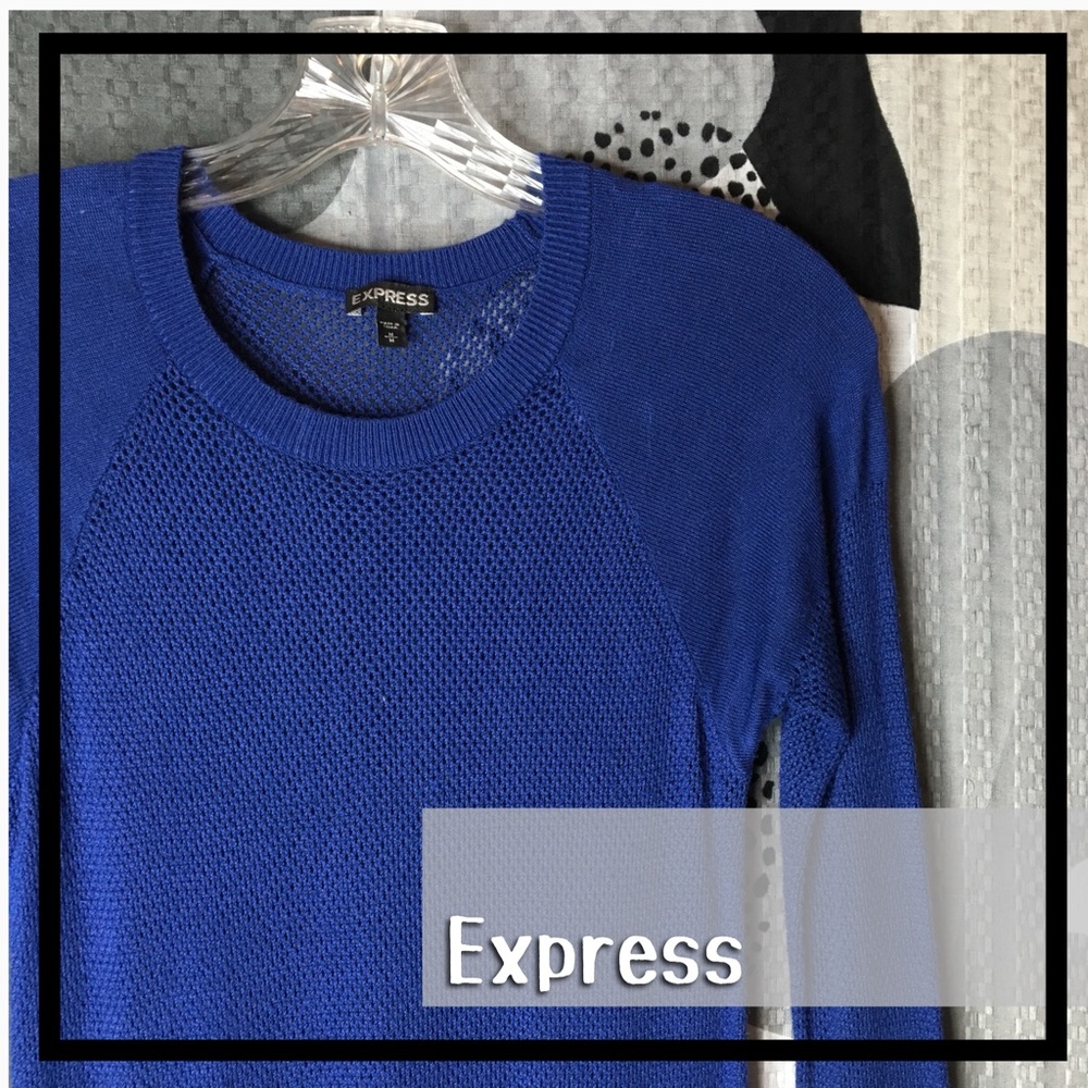 EXPRESS • Navy Blue Fishnet 3/4 Sleeve Seeater